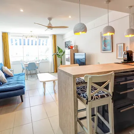 Apartment Balcis By Hello Homes